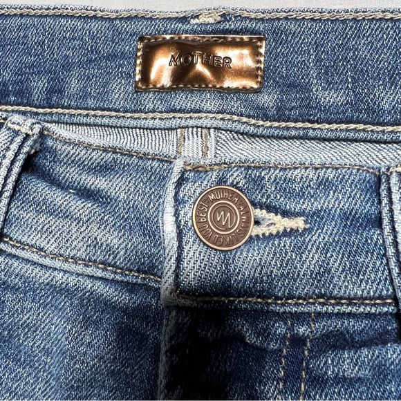 Mother The Insider Crop Step Fray Jeans in Reckless On A Shiny White Vespa Sz 25 - Picture 5 of 15
